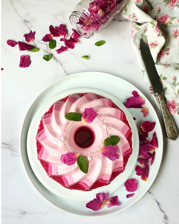 Panna cotta alle rose