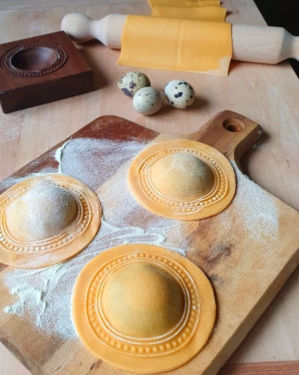 Ravioli con tuorlo
