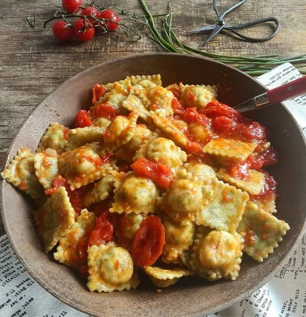 Ravioli di erba cipollina con carne di vitello 1.jpg