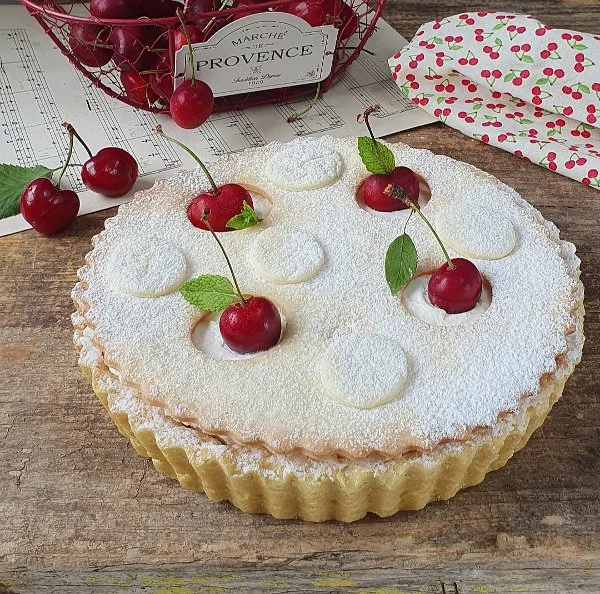 Crostata cheesecake      alle ciliegie