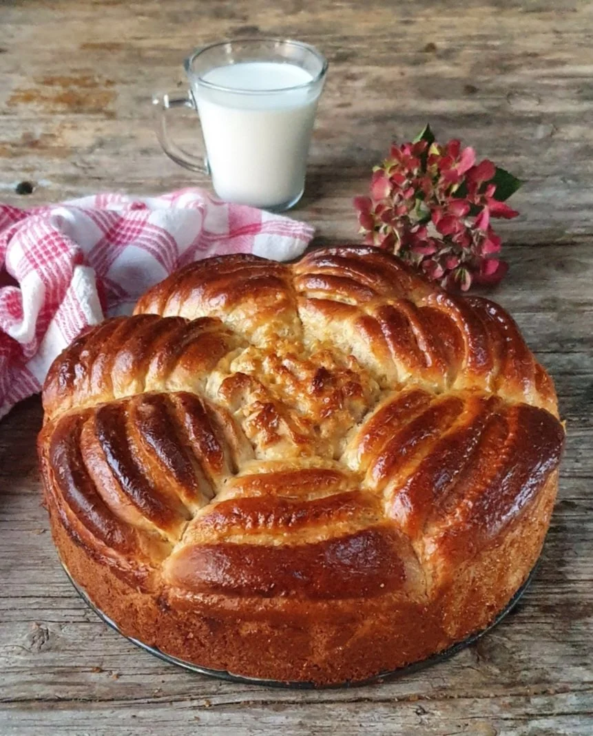 Pan brioche con crema e amarene 6.jpg