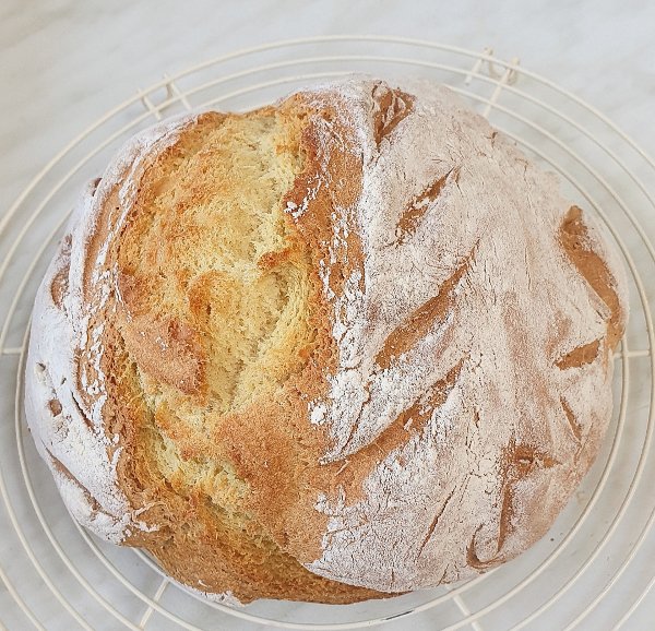 Pane senza lievito           (soda bread)