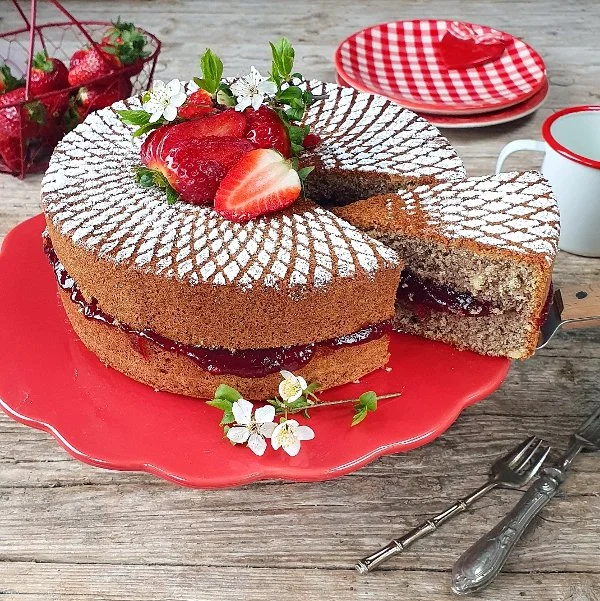 Torta di grano saraeno, mandorle e confettura 1.jpg