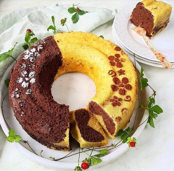 Ciambella vaniglia e cacao 1.jpg