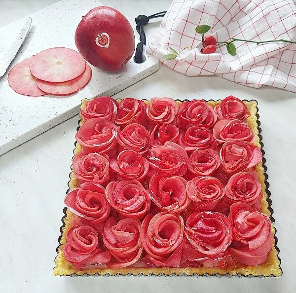Crostata rosa di mele 1.jpg