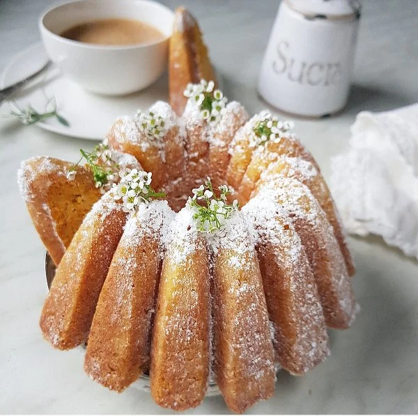 Torta di carote e nocciole