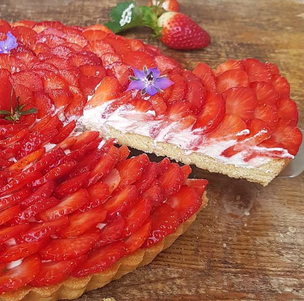 Crostata fragolosa 1.png