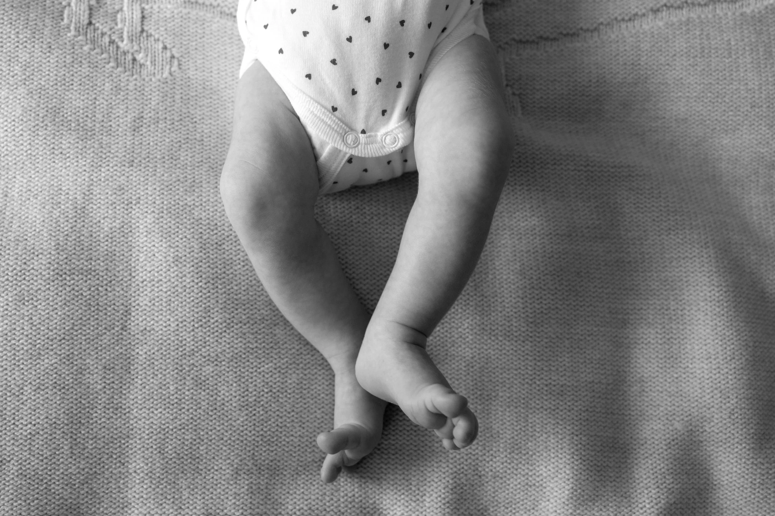 DSCF5965-66_B&W.jpg