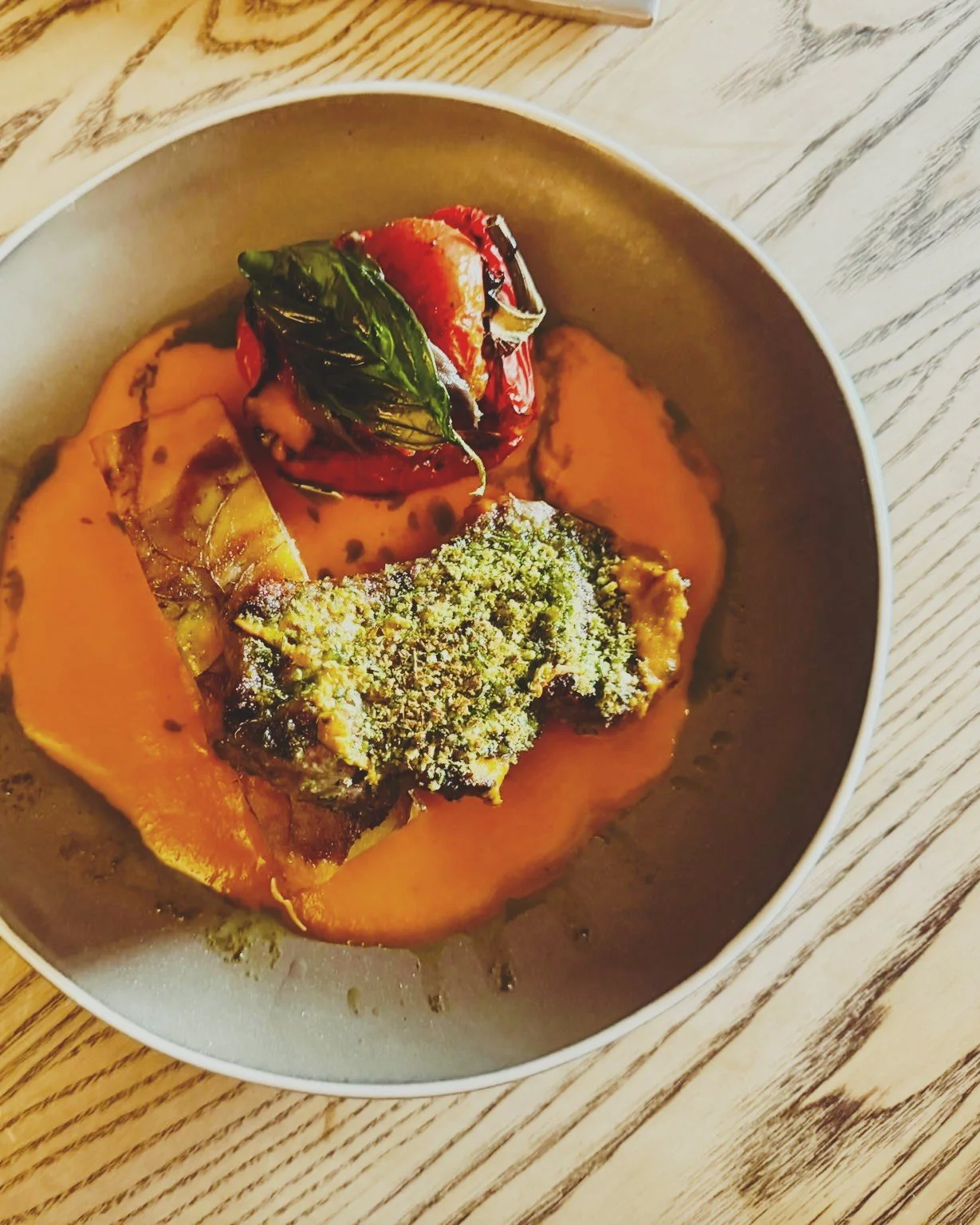 Just a few of the Gorgeous new dishes on our Spring/Summer menu! 

Available now with lighter options for a quick bite in the sunshine, gorgeous meats from our local butcher Pete Jeffries, stunning starters which work rather wonderfully as a table fu