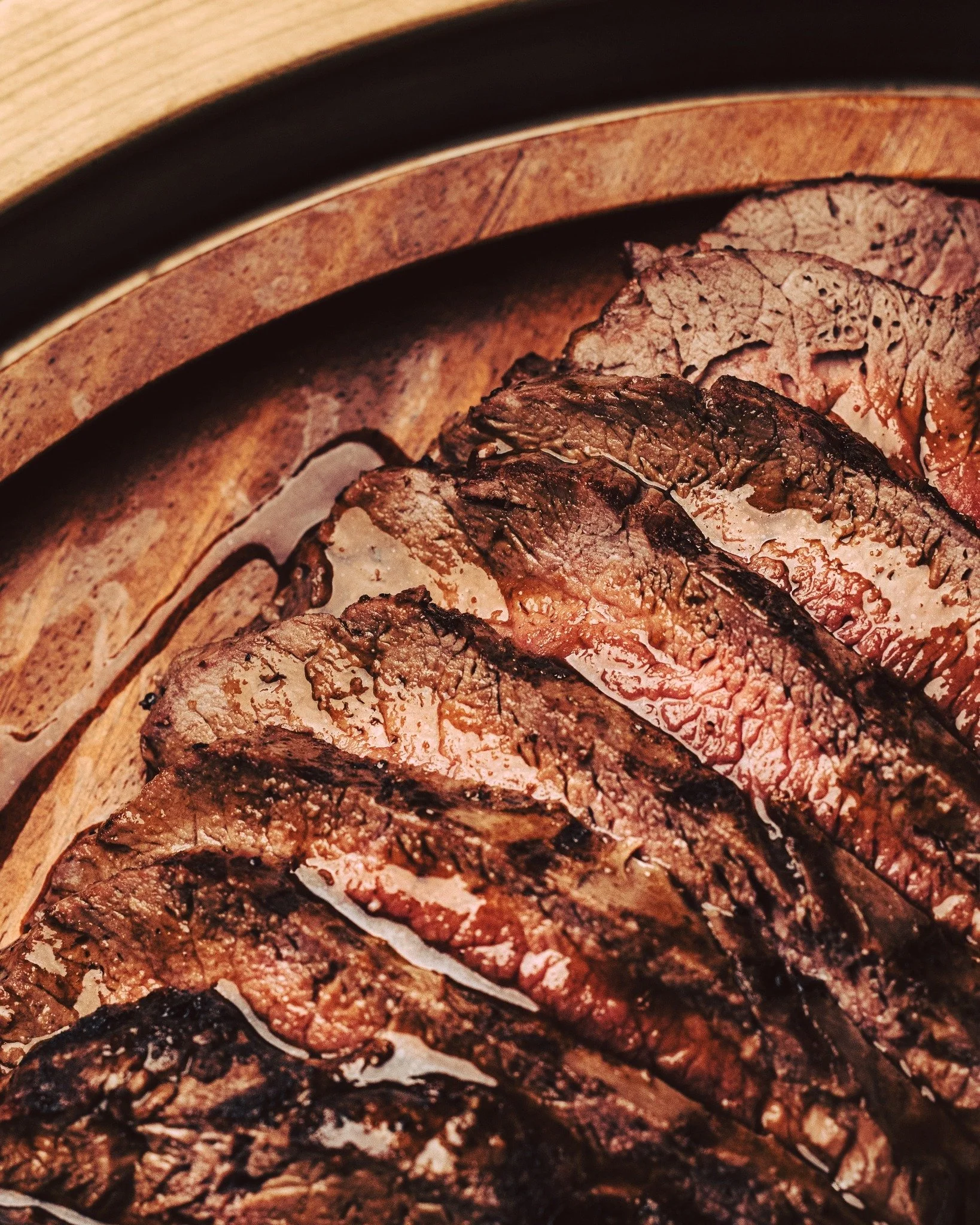 New Grills - Same Deal!

You can enjoy our amazing new Steaks, Chops &amp; Roasts from the chargrill and pair with the best wine imaginable... free wine.

Every Saturday from 6.00pm, buy any two dishes from our chargrill menu and get a bottle of wine