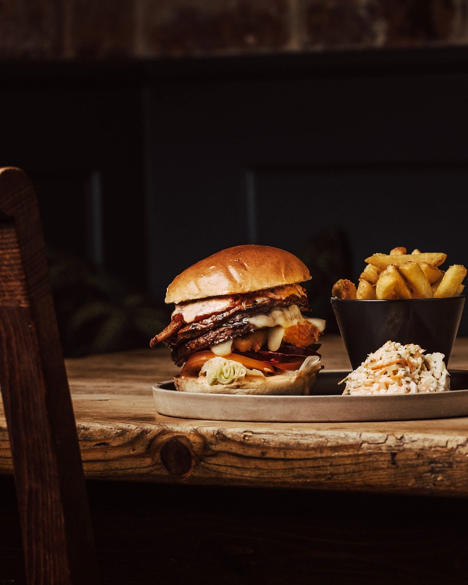 Royal Burger Night - Wednesday from 5pm it&rsquo;s buy one, get one half-price on all burgers!

Think juicy, flame-grilled patties. Think melting mature cheddar, crispy smoked bacon and dreamy mac &amp; cheese patties. Think creamy slaw &amp; a stack