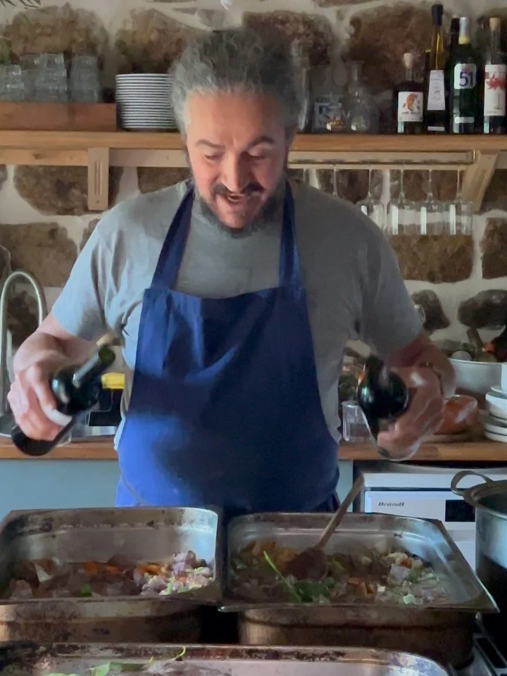 MOOD BOARD // How does time go this quick, right? Slowly but surely we are getting ready for a calm Christmas on the mountain. 

No personal entertaining for us this year. Just us, Napoleon the cat in front of the fire and us in front of the telly, d