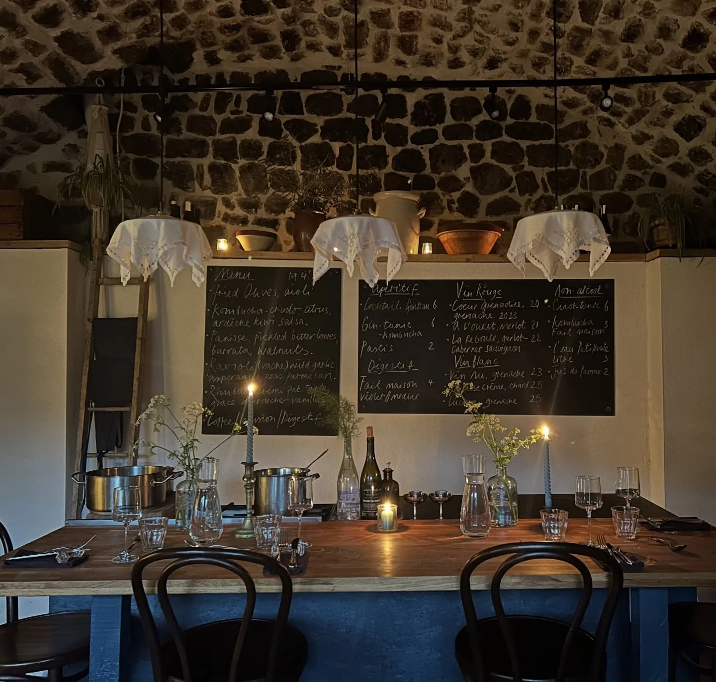 SEASONS GREETINGS // Wishing you all joy and happiness wherever you are. Thank you for all for the cards, presents, your stays and for being here! 

THE NEW 2026 PLAYLIST // 50 + tracks in our bio in case you are in the mood for some electica and Mar