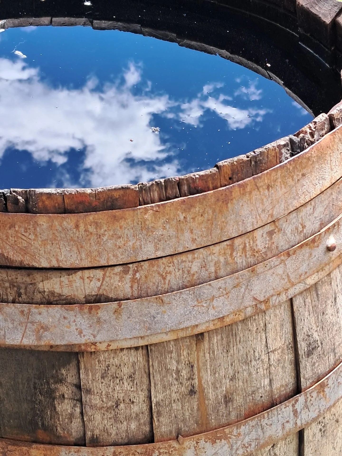 REFLECTIONS OF A WEEK AT LA FESAYE // Its been a busy one&hellip;

We catered a birthday party, hosted LOTS of guests, we took a drive up to the Ardeche plateau to order drinks for a summer wedding here, and whilst in St Eulalie we had old school cof