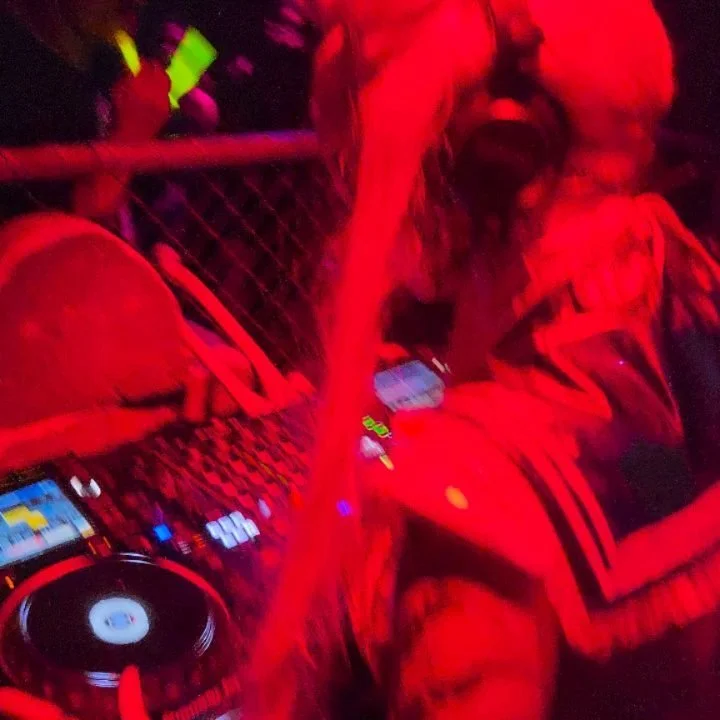 @austraaliens Halloween event had me mesmerized! 

So proud to see my friends in action 🫶🥰
Incredible work @asaprez 🙌 

@thegreenfairy.1111 you were so cute as sailor moon!!! 🫶❤️🌙

Adore adore adore you ❤️