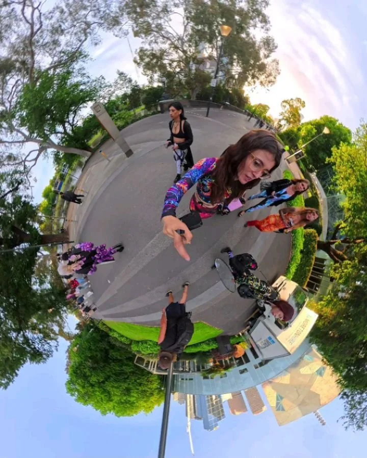 What a year!! Soon, the brand will close 2 years in the journey, and it's a joy to see it now in comparison to 2 years ago! I'm naturally a bold but shy person. 

Very happy to show the process and the adventures as a form of an online journal. In re