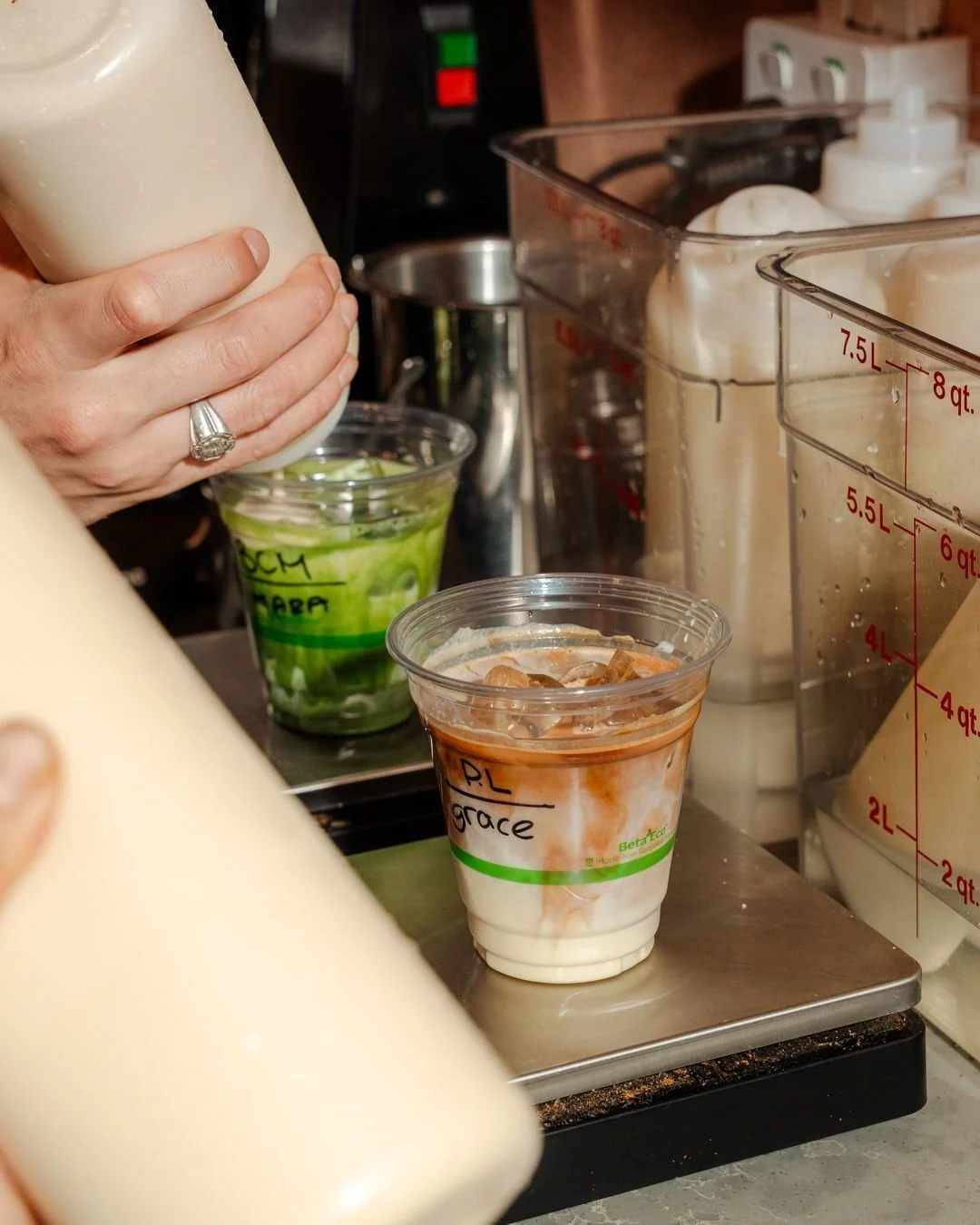 Matcha and coffee cravings sorted
.
.
#brunswick#matcha#donatelllos#coffee