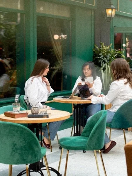 Everyone knows Vy Strategy can be found at @grunderloftet. But even we need a change of scenery 💫

So the team headed to FOMO, Stavanger. Good coffee, good company, and the kind of day that gives our brain the ⚡️we needed.

Back today. Sharper for i