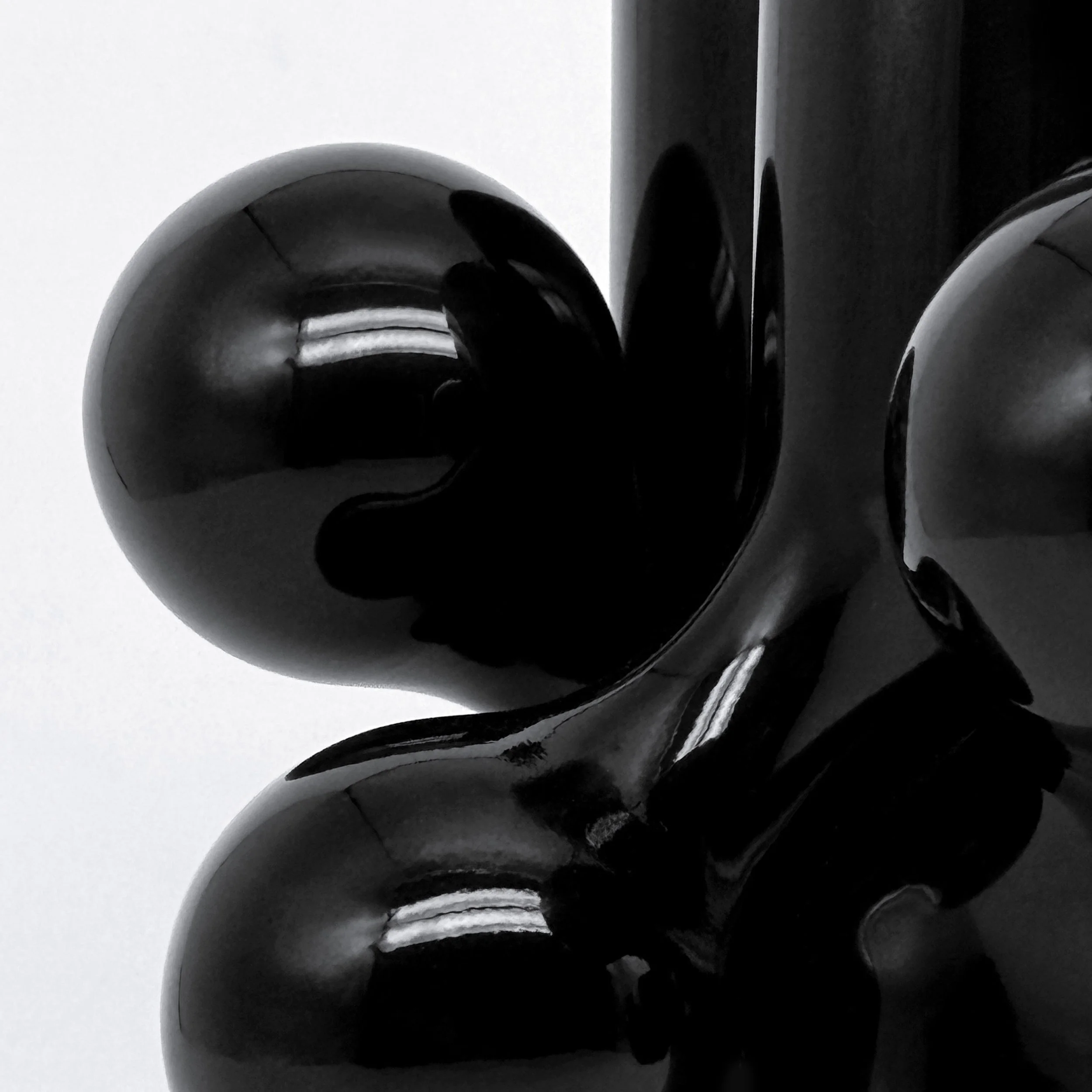 Nexus-Black-C-SQ.jpg