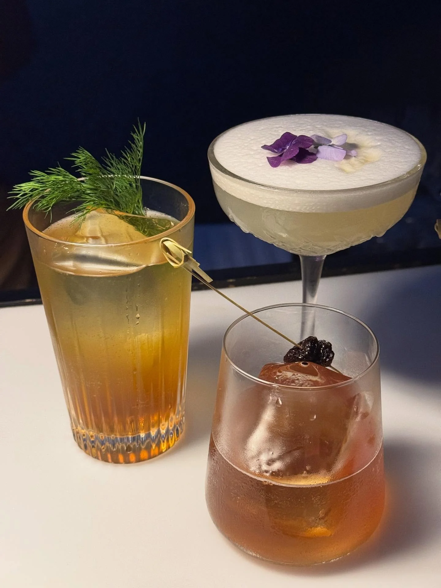 Our latest curations for @lov.foundation x @feeria.club &lsquo;we grow in circles&rsquo; hosted on d&iacute;a de los muertos 👁️&zwj;🗨️

Each cocktail was carefully designed to represent the art and their elements of the evening. With a touch of Ibi