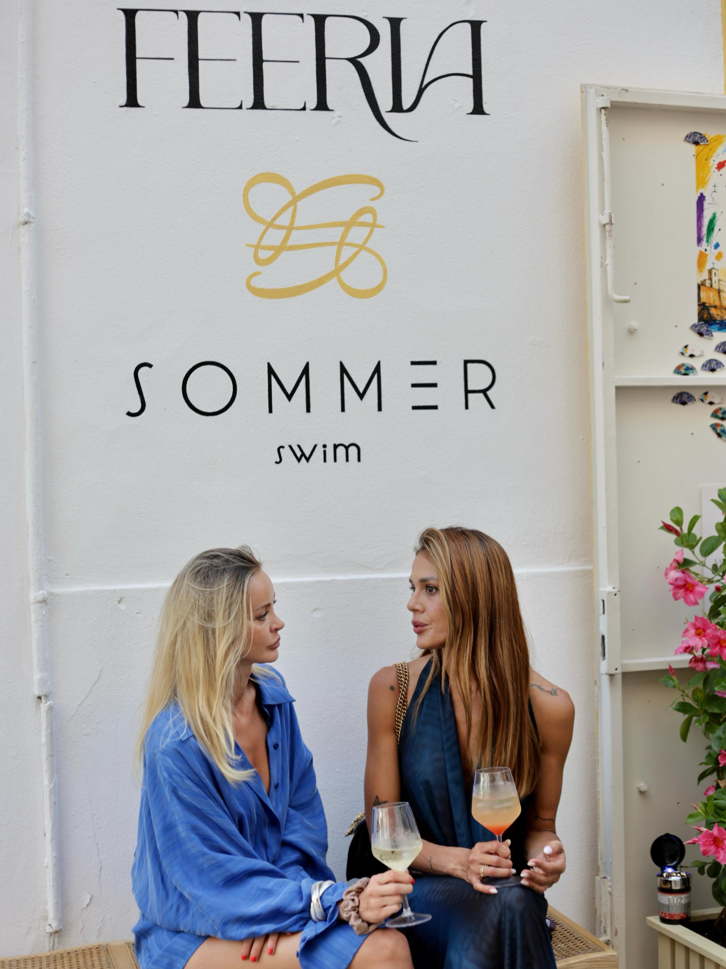 One Monday night in Dalt Villa&hellip; we returned to @feeria.club to celebrate the launch of their collab with @sommer.swim 🪭🌞🍸

Serving signature summer cocktails in their boutique shop alongside their neighbours @capoteyewear 🕶️

Including a b