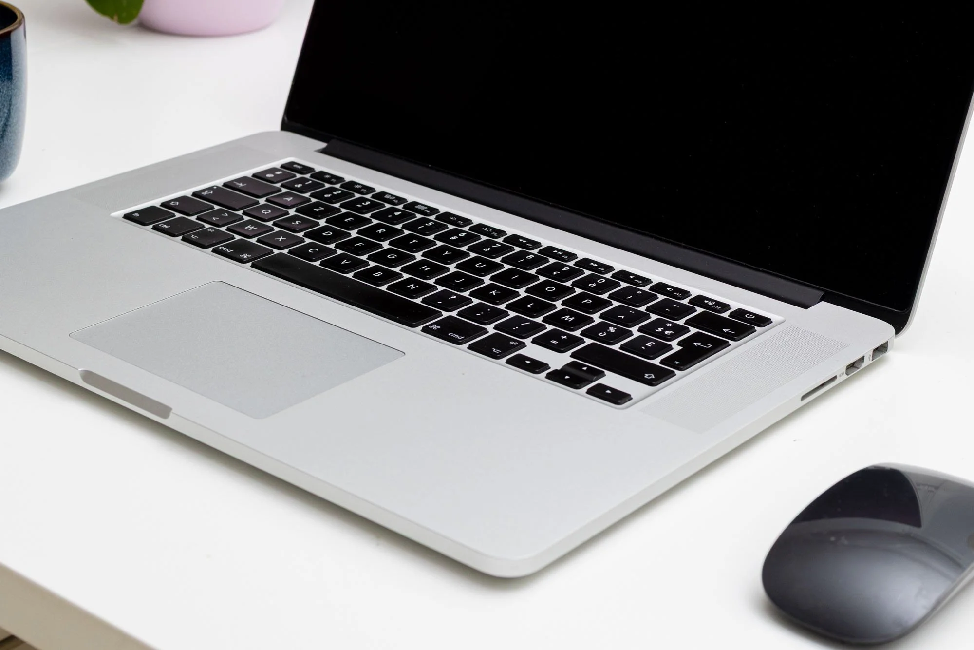 Free Branding Photos – 10 Image Bundle for Entrepreneurs