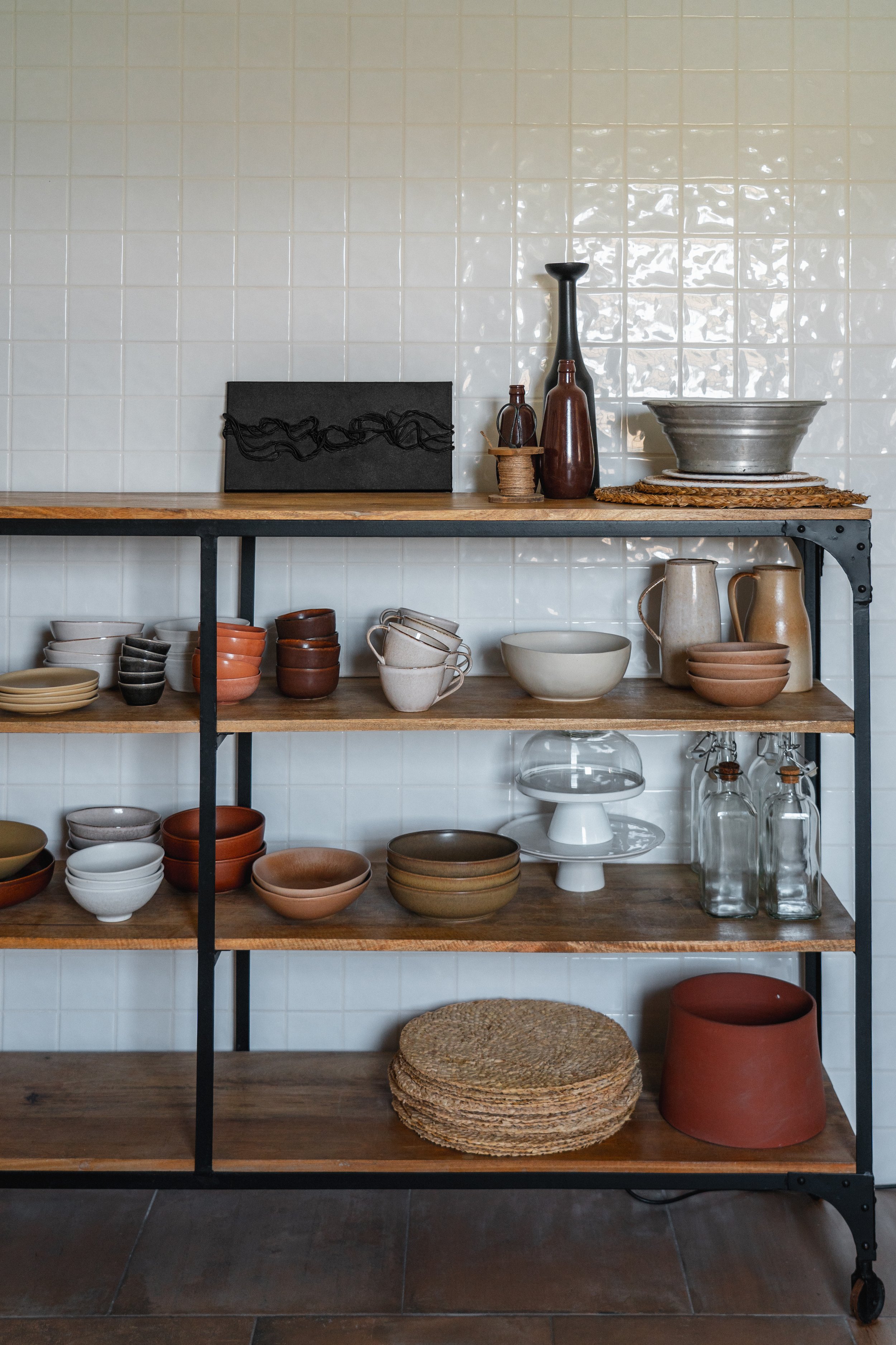 REFERÊNCIA: 24007 • PREÇO: 80€
dimensões: 20 x 40 | materiais: técnica mista