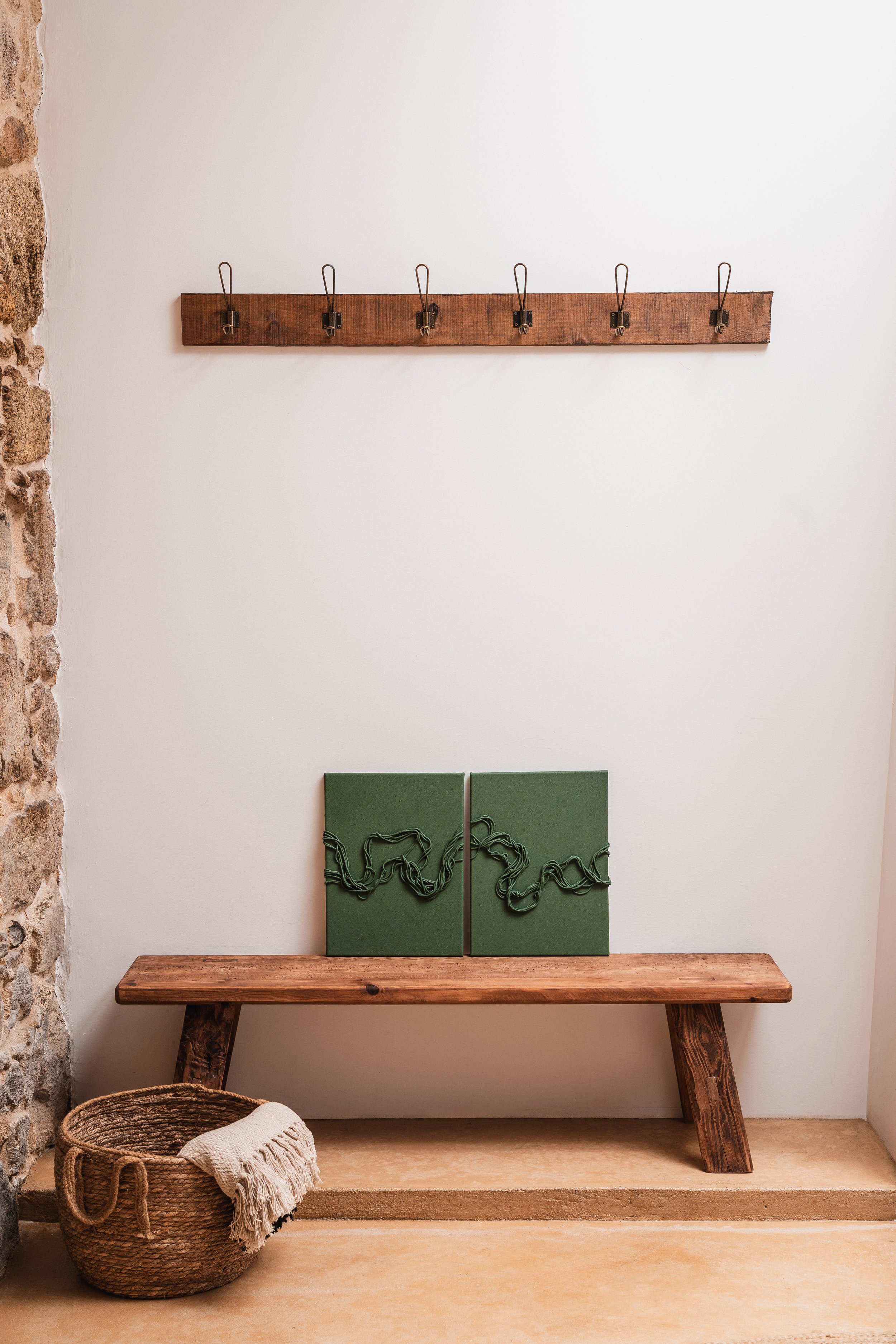 REFERÊNCIA: 24010 • PREÇO: 320€
dimensões: 40 x 30 (2) | materiais: técnica mista