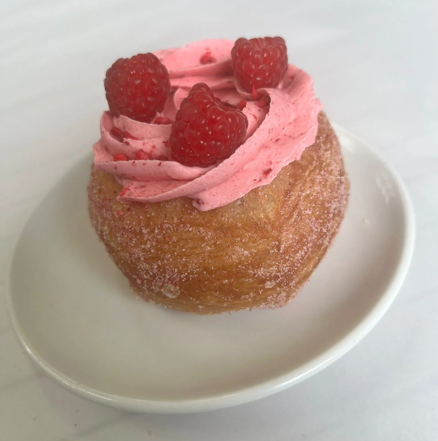 Raspberry Bomb Kronut - Vegan