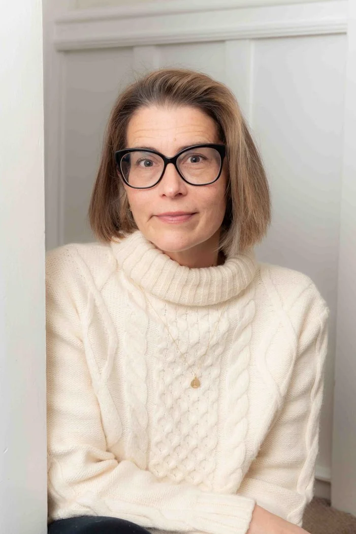 Portrait of Laura, person-centred counsellor at Pebbleshed Therapy