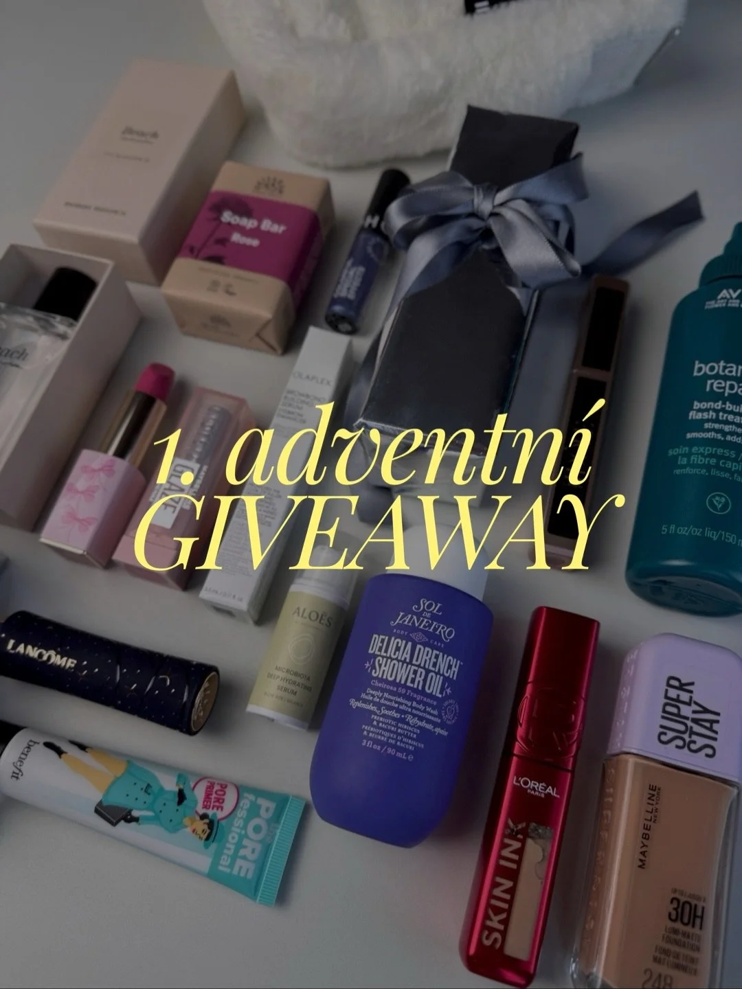 Př&aacute;tel&eacute;, připravila jsem si pro v&aacute;s na 1. adventn&iacute; neděli tuhle giveaway plnou kr&aacute;sn&yacute;ch věc&iacute;, kter&eacute; věř&iacute;m, že někomu udělaj&iacute; velkou radost. 🤗✨

Pravidla pro zapojen&iacute;
✨ sled