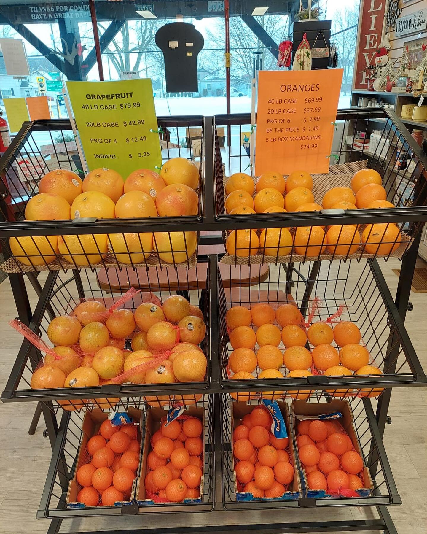 Have you tried these grapefruit?! They&rsquo;re *delicious* and they&rsquo;re huge! Available in store now 🍋 🍊

#shopck #chathamkent #kentbridgeontario #shoplocal #southwesternontario