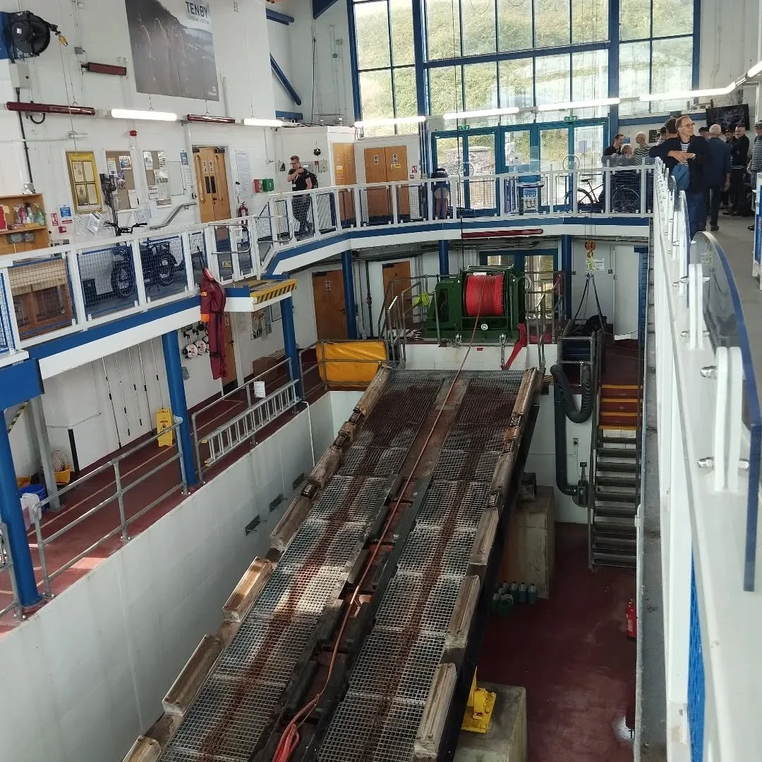 Our stage for the first gig this morning is out doing exactly what it's meant to do...

@rnli Tenby saving lives right this minute.

This means a slight change of plan - we will now be signing at the harbour at 11 - then still at the beach lifeboat s