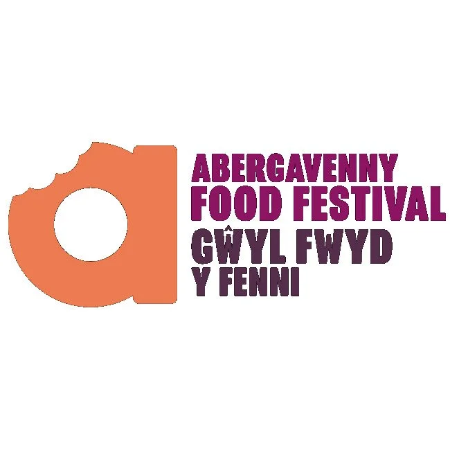 The weekend approaches rapidly - we're at @afoodfestival on Sunday, 1.30pm on the Castle stage. See you there!

https://www.abergavennyfoodfestival.com/event/hay-shantymen/