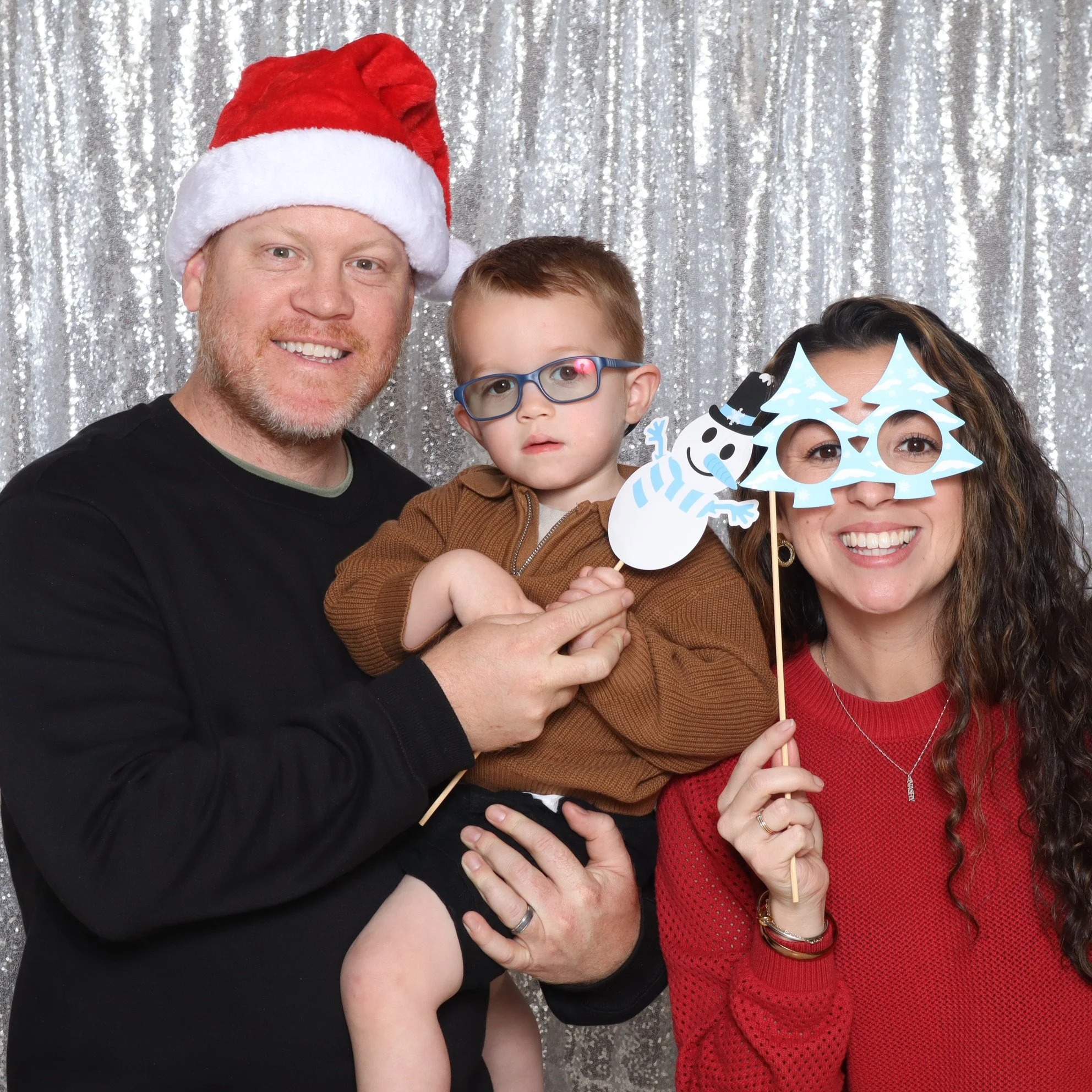 Delta_Hotel_by_Marriot_Holiday_Party_Photo_20241220_Time-191726_0fu3il.jpeg