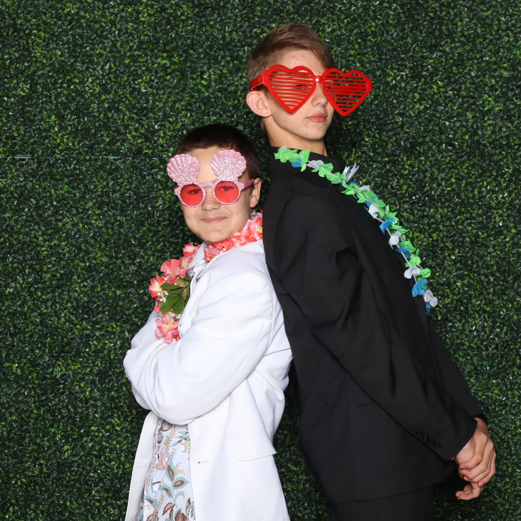 Tropical_Paradise_Spring_Formal_Photo_20250412_Time-180334_2gdtsd.jpeg