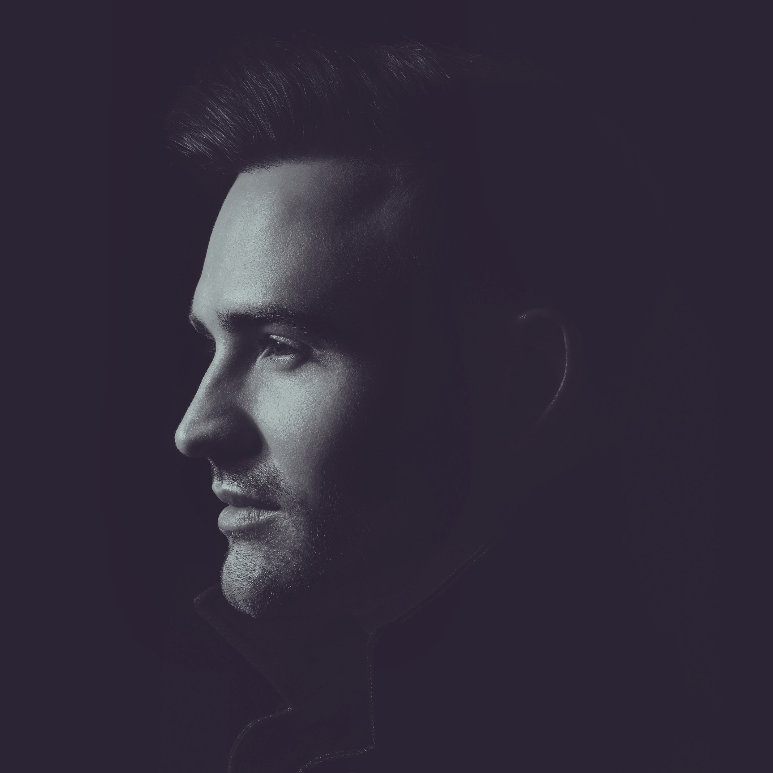 I CANNOT BELIEVE I&rsquo;M ANNOUNCING THAT MY FIRST SOLO SINGLE IS OUT AT MIDNIGHT TONIGHT 😁
Life feels like a blur at the moment but this is such an exciting thing for me and I cannot wait to share it with you!!
This is just the first single so wat