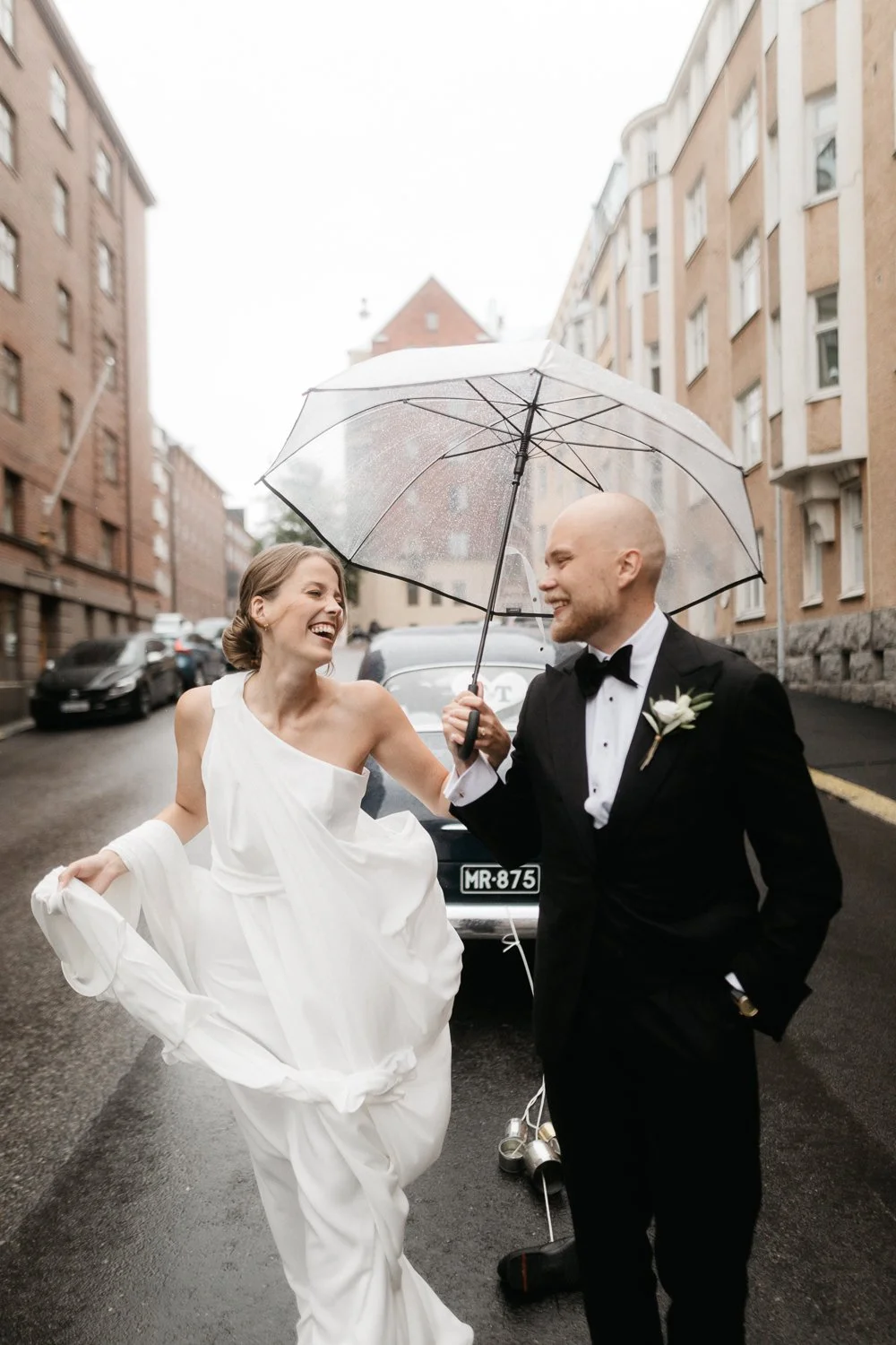 014-pyry-kantonen-portfolio-wedding-portrait-in-helsinki.jpg