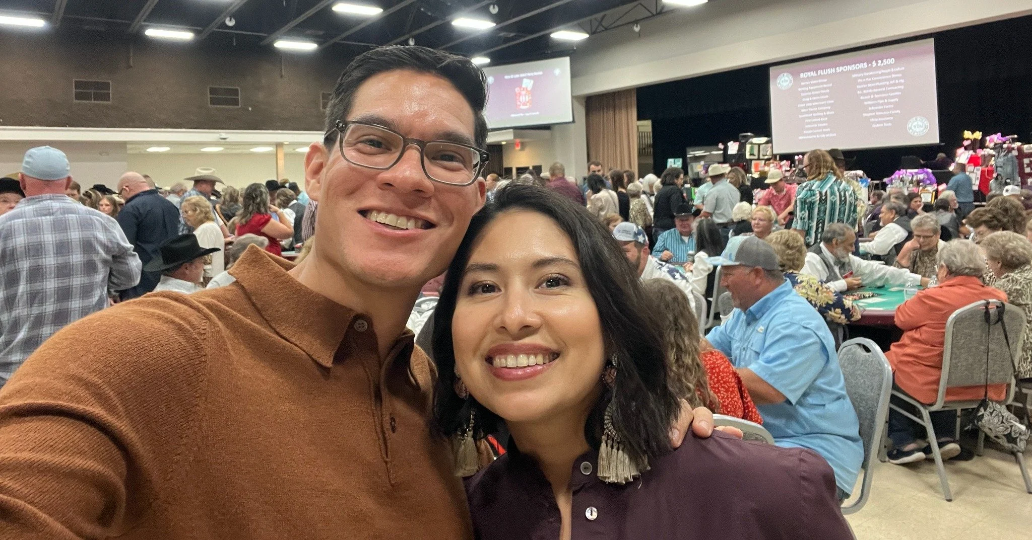 Saturday evening Joanna and I were invited to attend our first Wade Busby Memorial Fundraiser. The crowd was huge and as someone who's planned big fundraising events, I was blown away by two things; how well-organized the event was, and the large amo