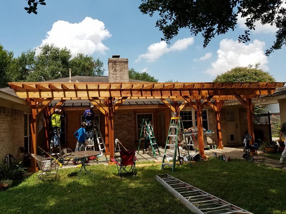 Pergola and raised ceiling (Deer Park TX)