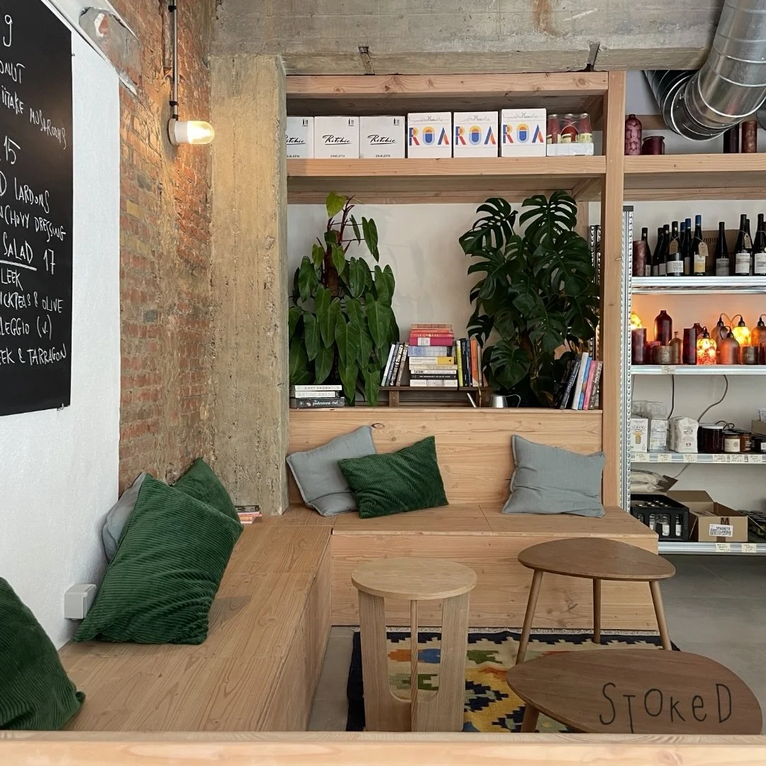 FRESH BARS ON THE MAP ✨

your coffee crawl just got longer, say hi to @stoked.antwerp @caffenation_coffee @mink.antwerp @todokoffie @poissonpilote.32 @cafe.recup and @cafelucien 

see you there? 👀