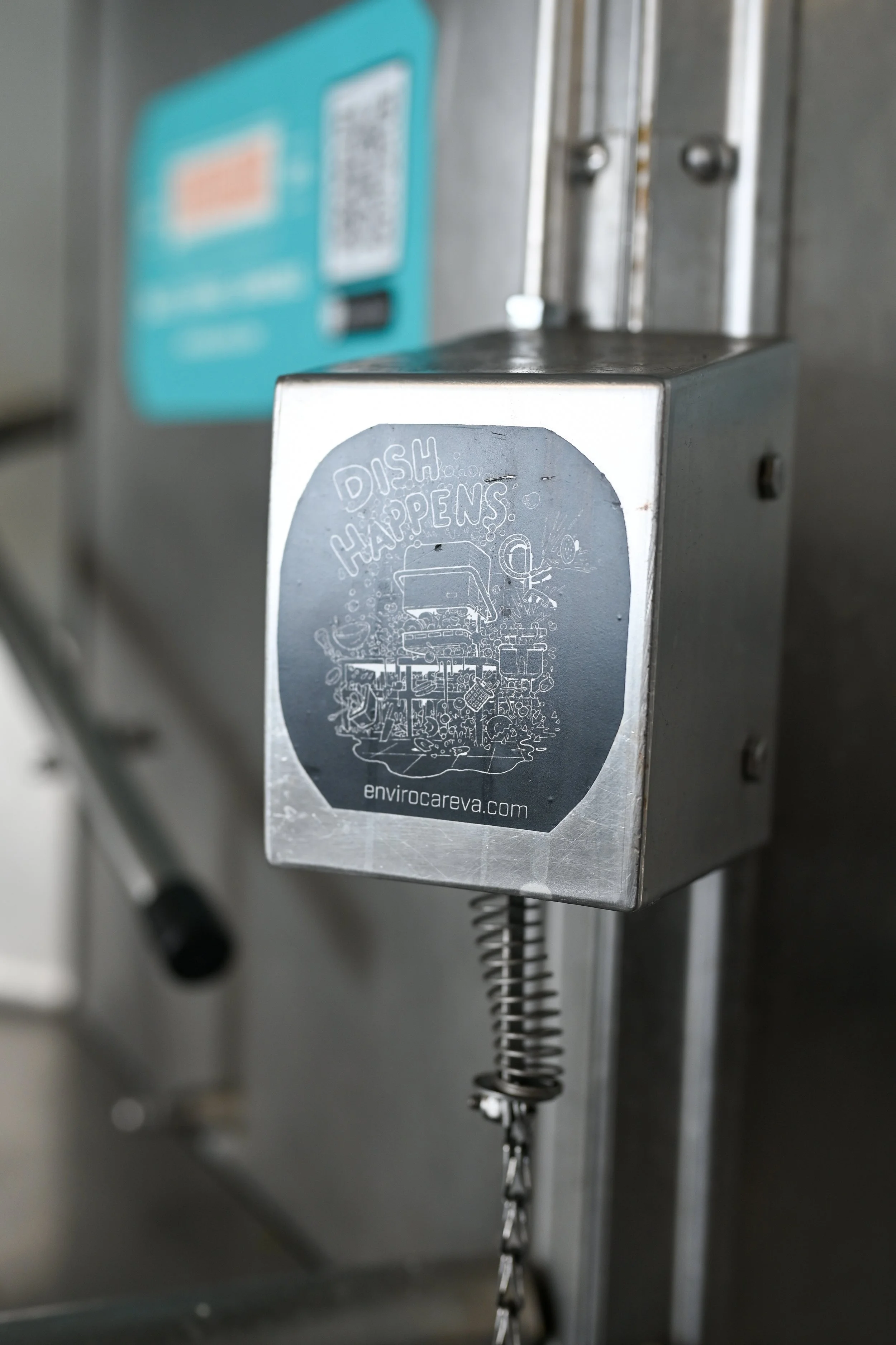 Tips for Maximizing Efficiency With Kitchen Sanitizers
