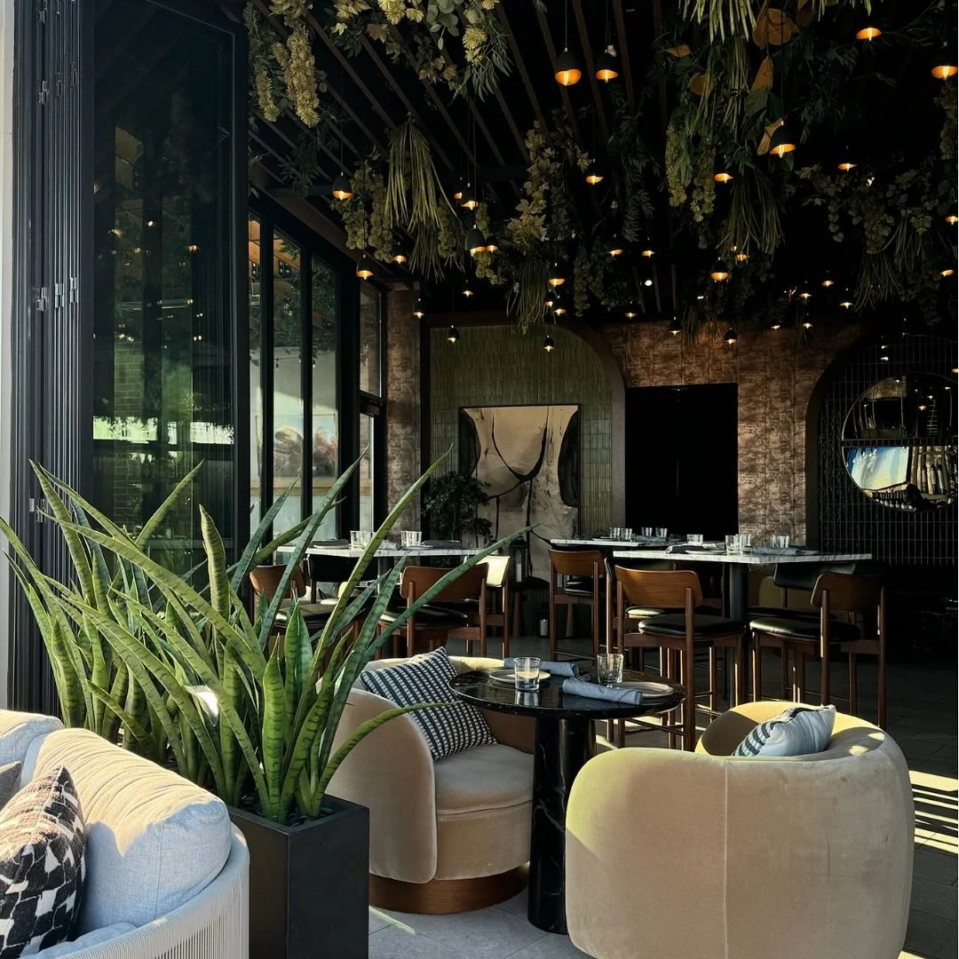 Welcome to The Prospect – where going out feels more like coming home. From intimate corners to inviting open spaces, every detail is thoughtfully designed. Whether you’re celebrating a special occasion or simply enjoying the moment, we&r
