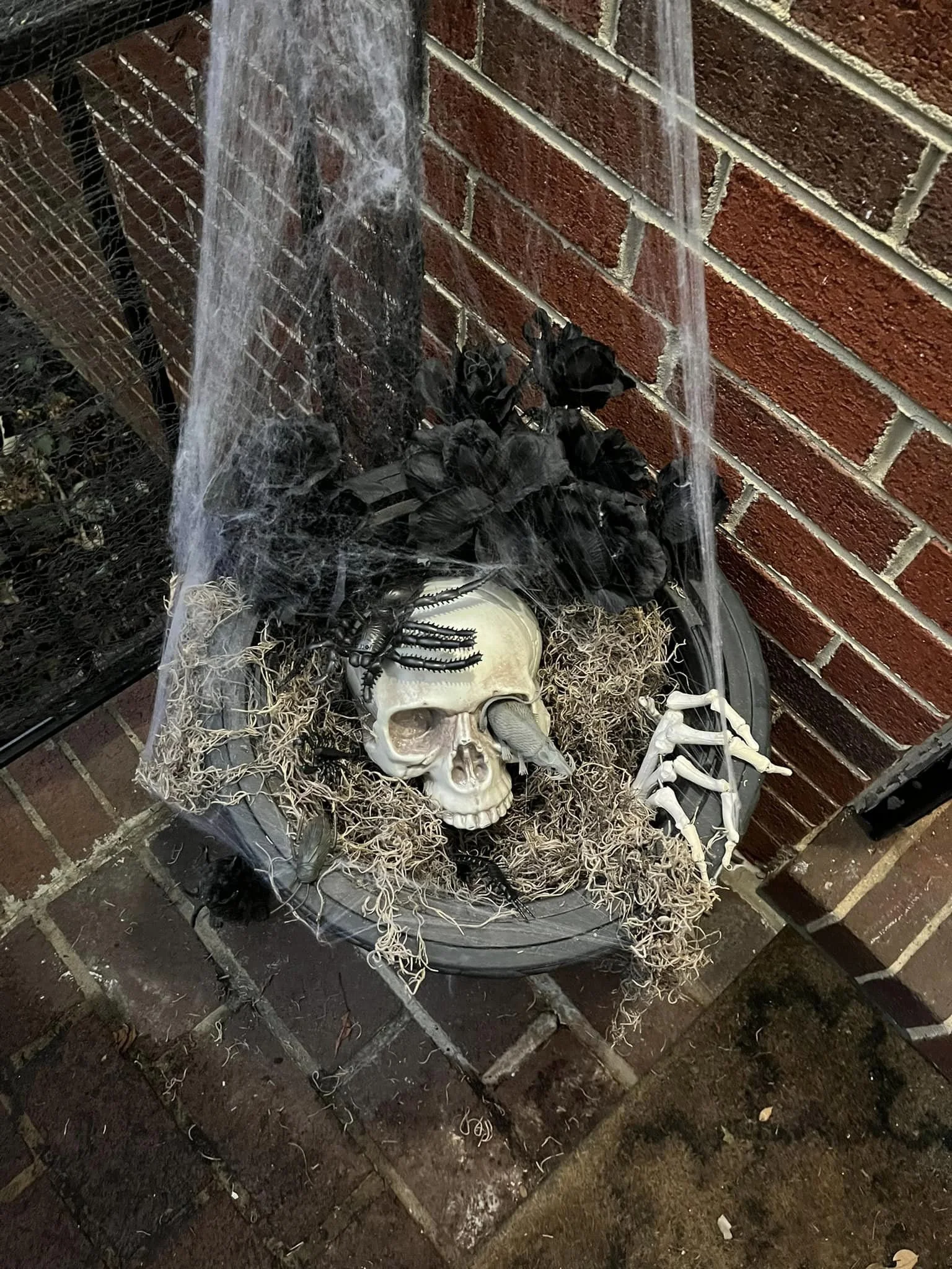 Halloween Urn.jpg