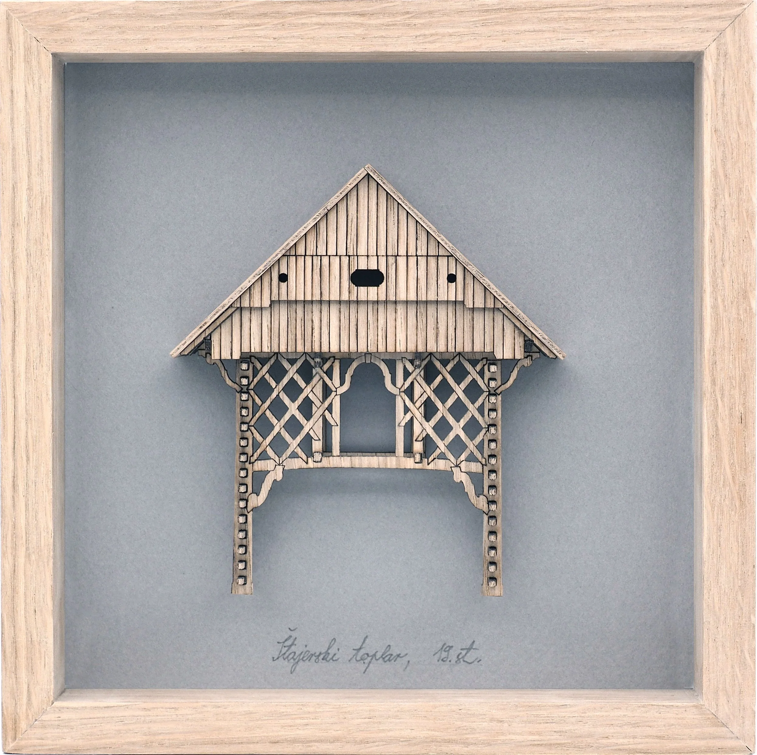 STAJERSKA_HAYRACK_MINI_FRONT_corr.jpg