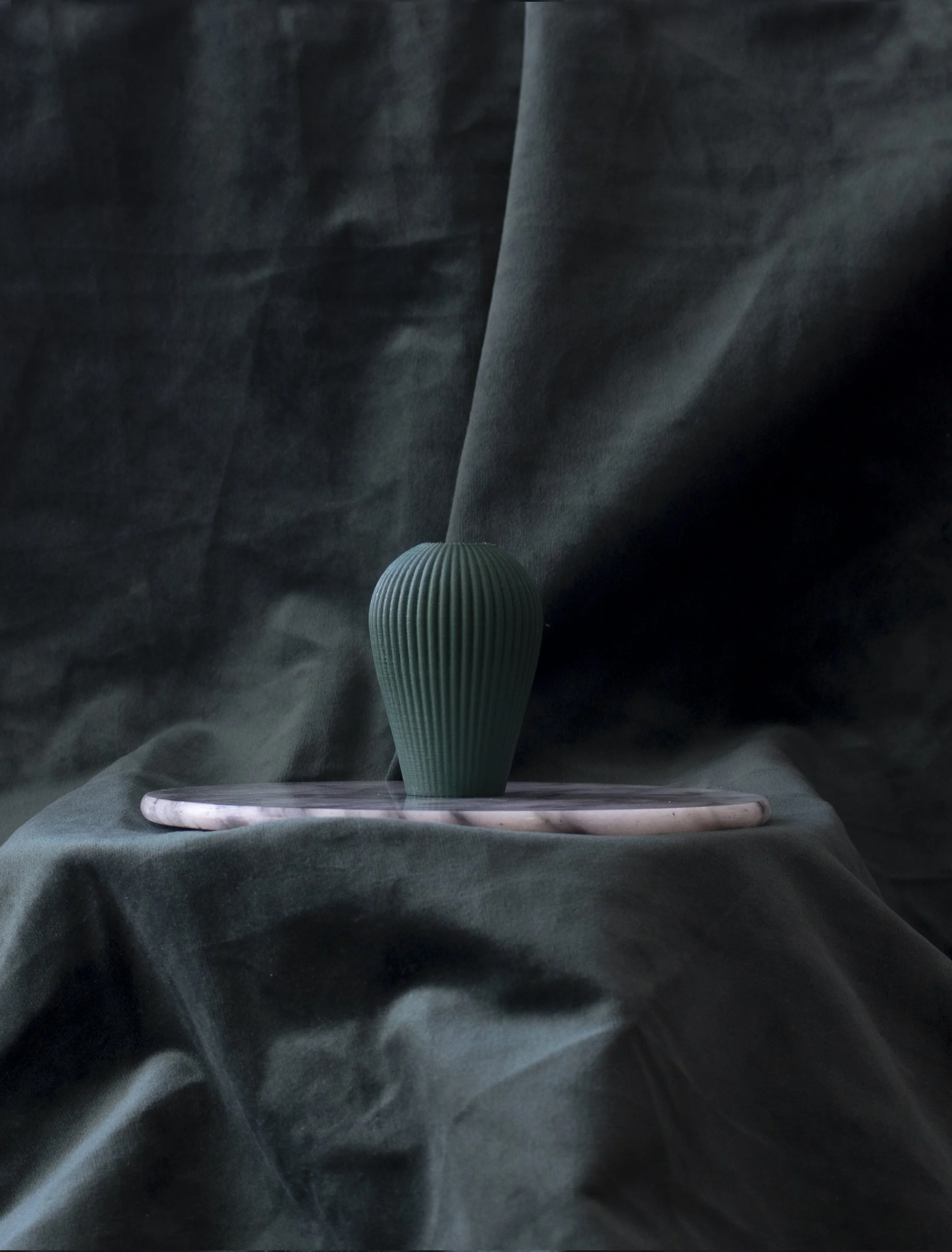 small vase 2 vert fonce.jpg