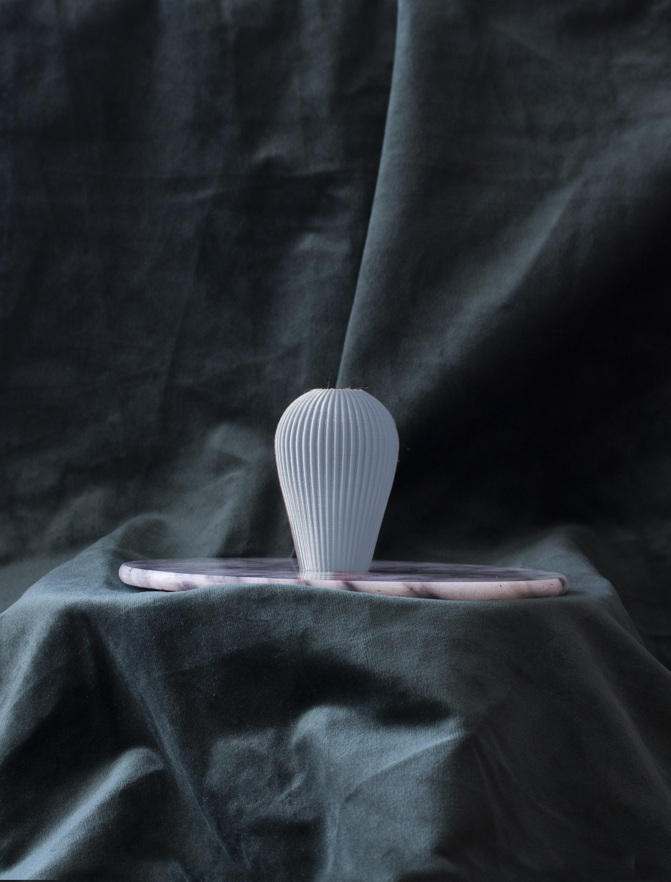 small vase 2 blue silk.png