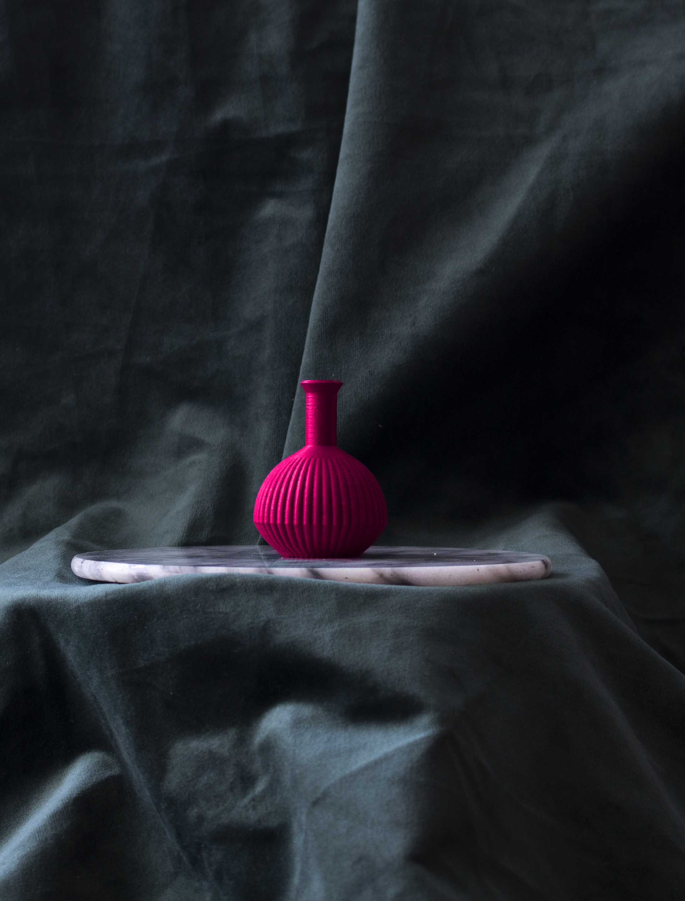 small vase 3 pomegrenate.png