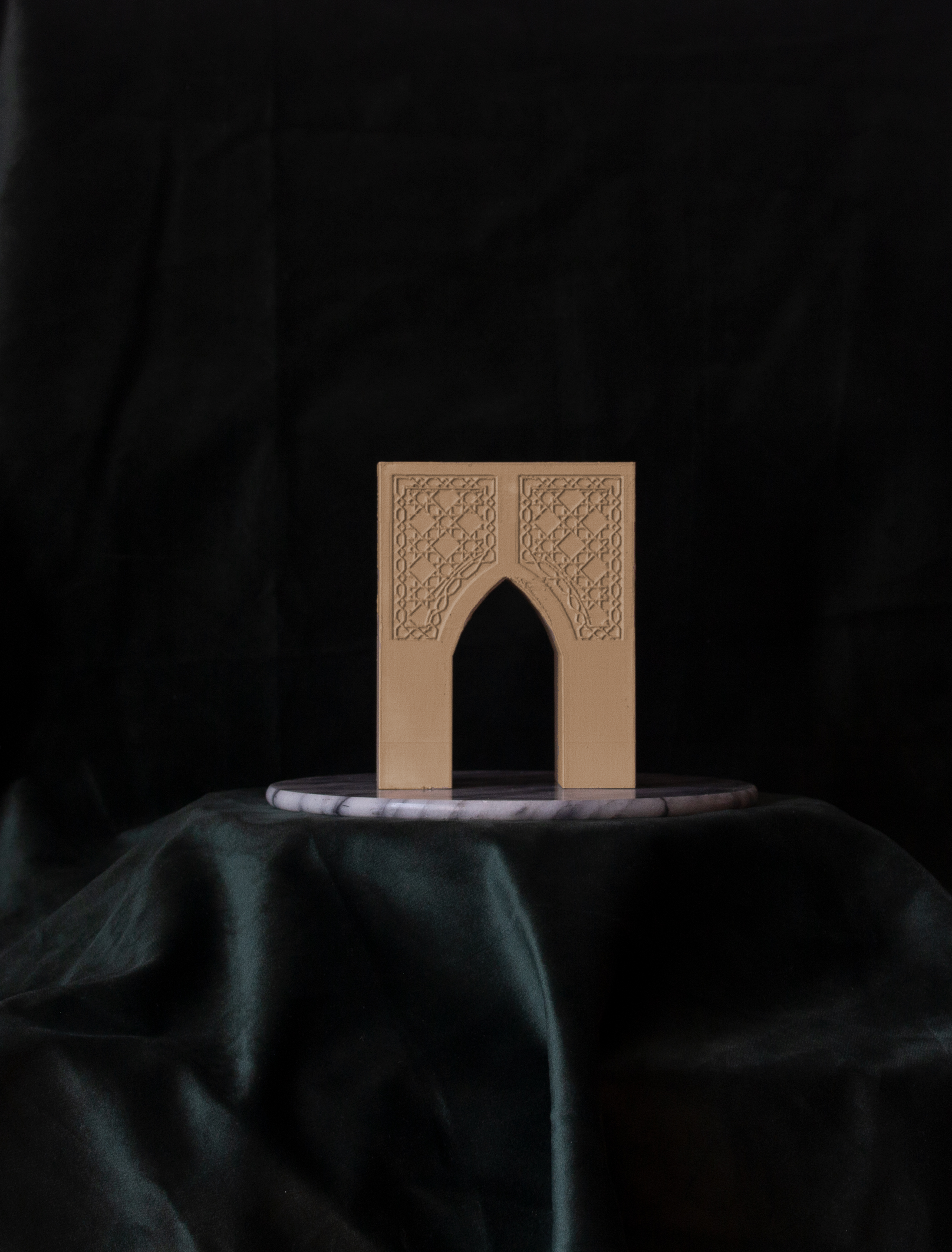arch beige front.png