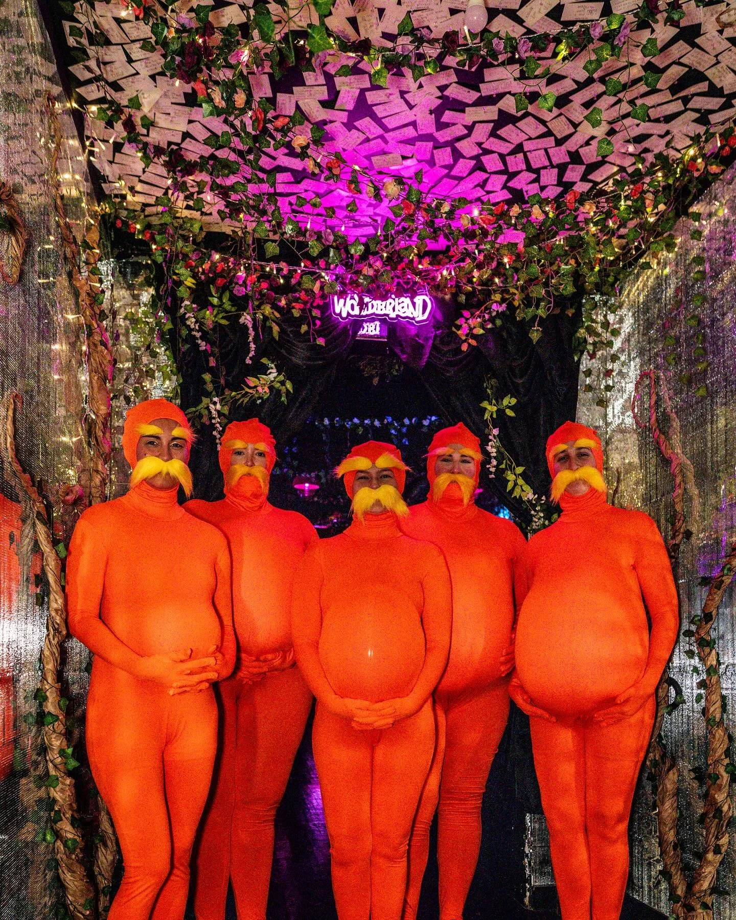 👻 Wonderland After Dark: Halloween Edition
Tonight we&rsquo;re going full spooky down the rabbit hole 🐇💀
Costume contest at 11PM &mdash; best costume wins a $50 gift card 🎁
DJ set by @its.oshebaby taking us into the upside-down Wonderland 🌀

10P